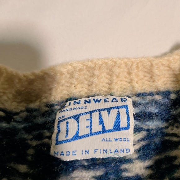 Vintage Finnwear 100% Wool Fair Isle Cardigan Sweater Womens Size M Nordic Knit - Picture 10 of 10